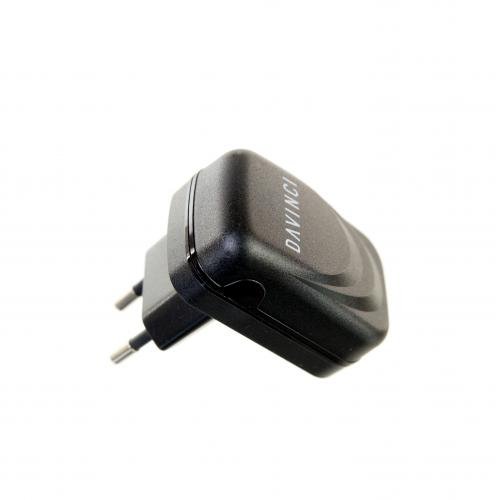 I Q  E U  Adapter